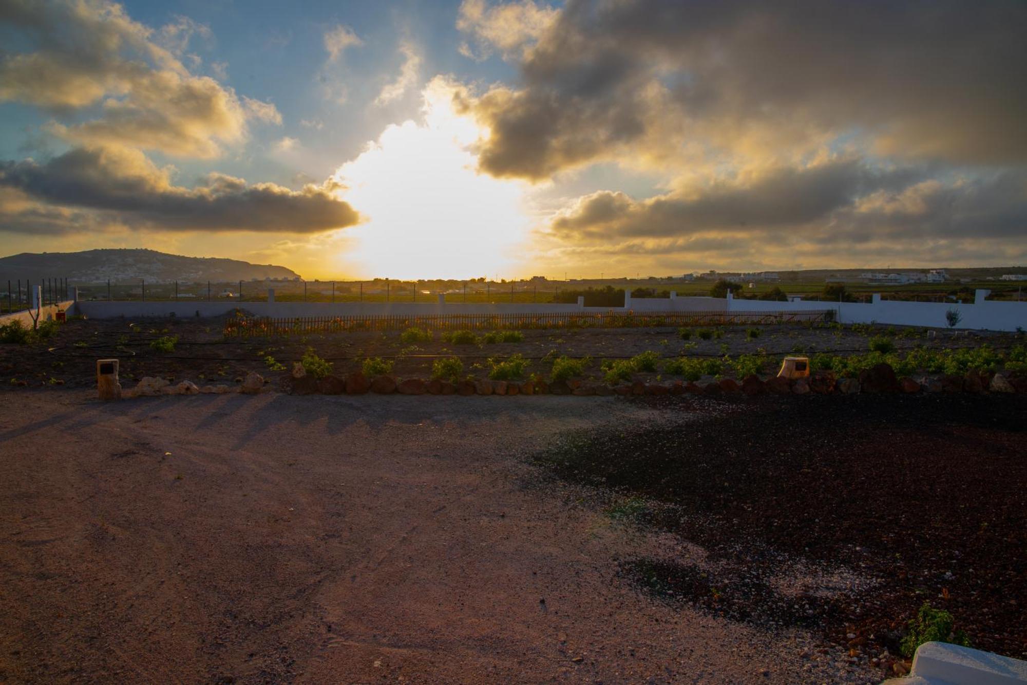 Calma Eco Houses Sunset View Emporio  Eksteriør bilde